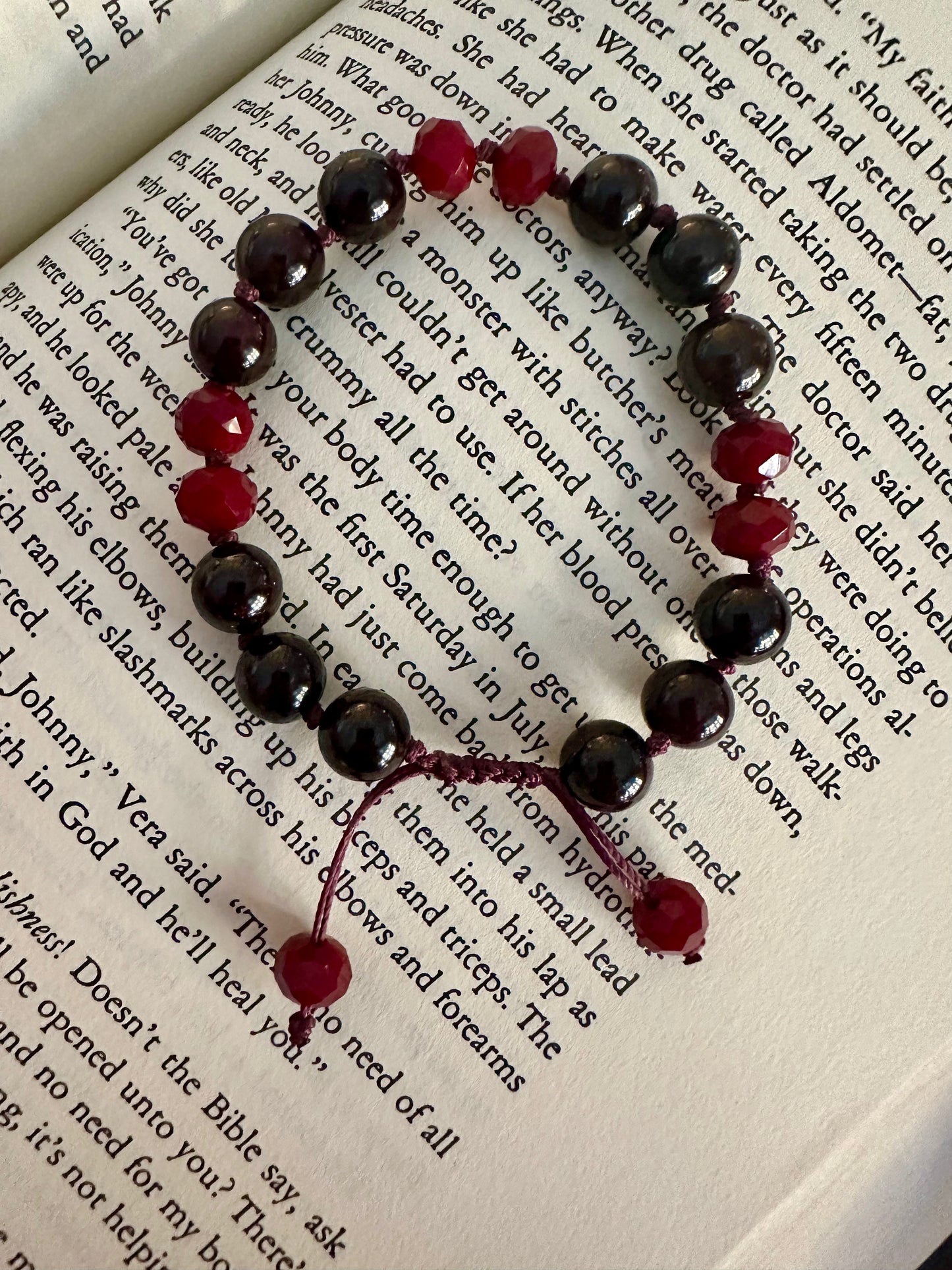 Garnet Wrist Mala 📿